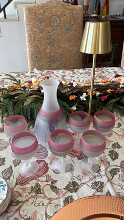 Wine decanter and wine glasses