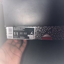 JORDAN Retros 3s SIZE 11mens