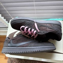 Travis Scott Dunks sz8.5