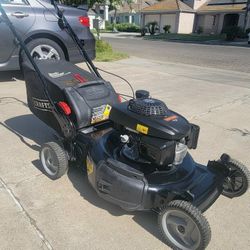 Craftsman Selfpropelled Lawnmower With Blades Control  And Honda Motor 