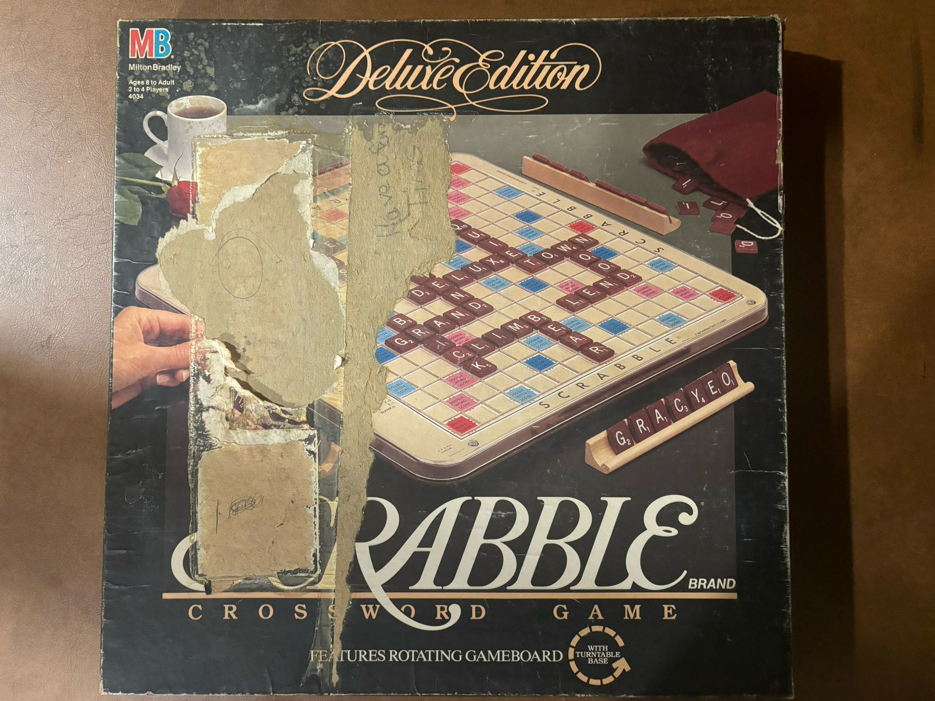 Vintage 1989 Deluxe Scrabble Rotating Base / Turntable Complete Board Game. The Top Box Cover Is Damaged.