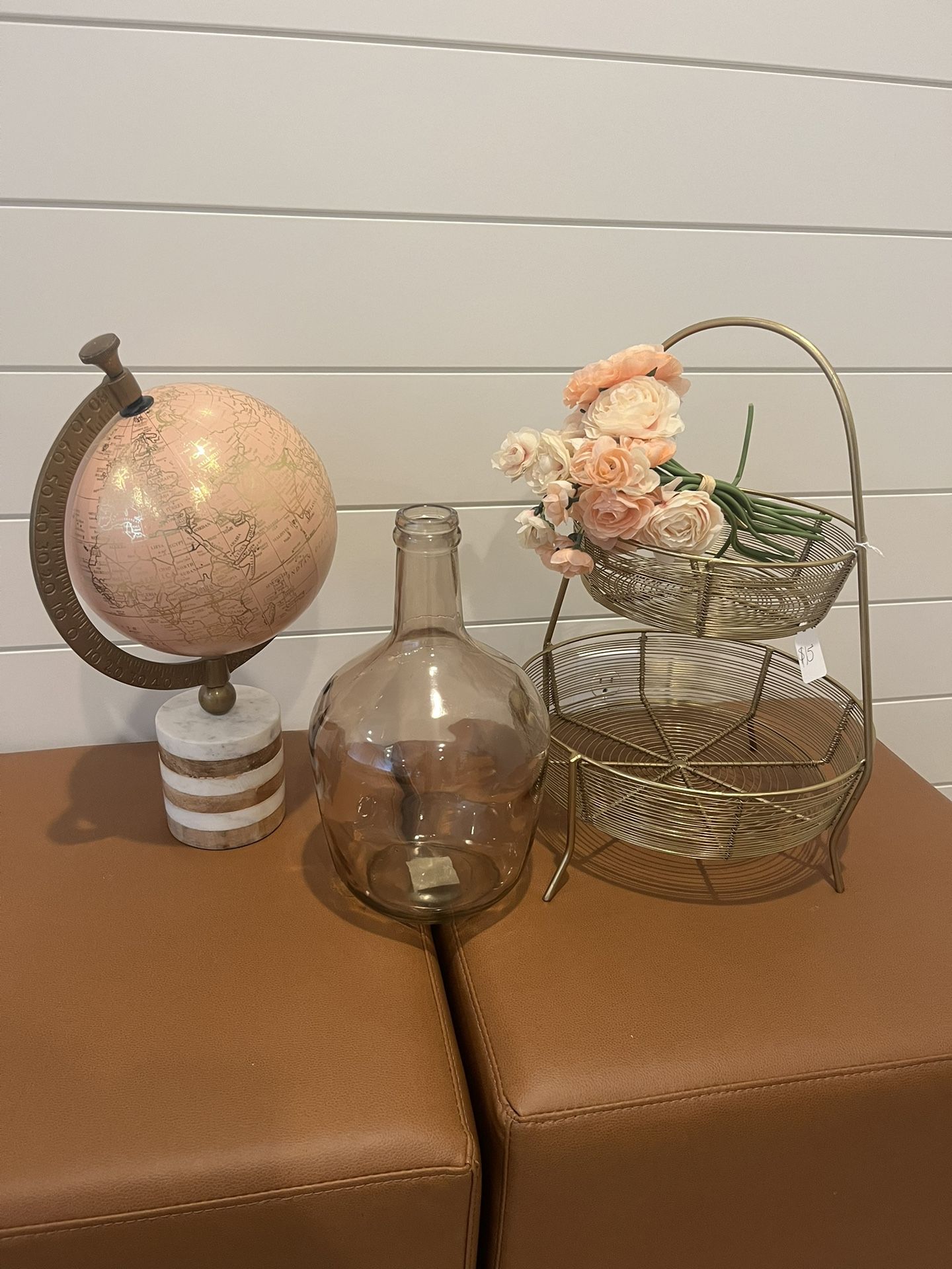 Beautiful Bundle Lot $30