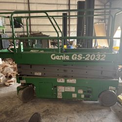 Genie GS-2032 Scissor Lift