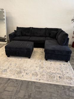 Sectional couch