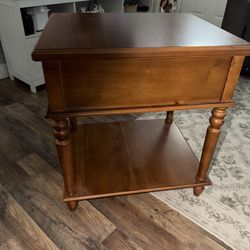 Linon wood side table with drawer