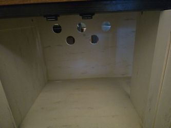 Litter box cabinet