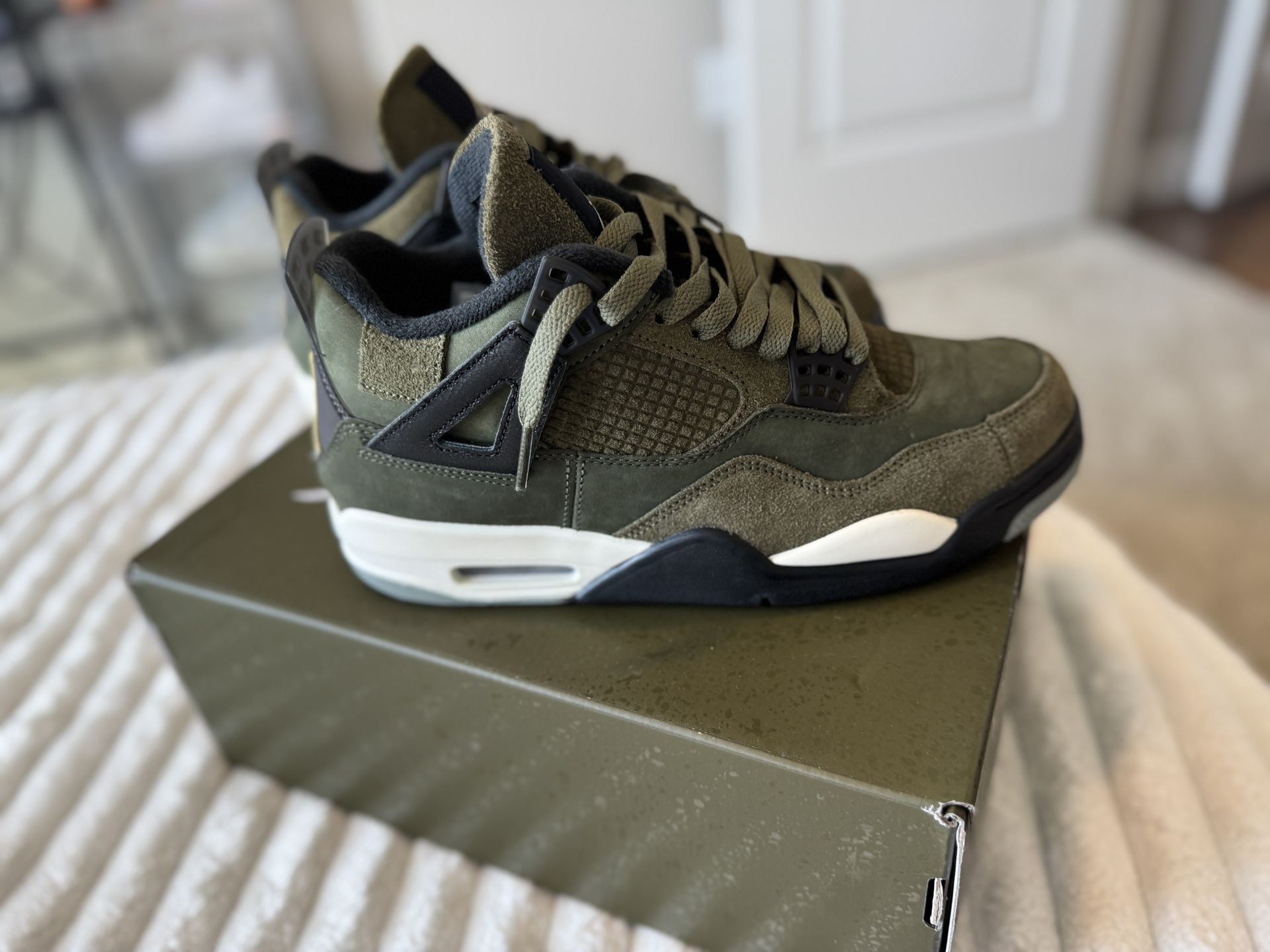 Air Jordan 4 Retro SE Craft