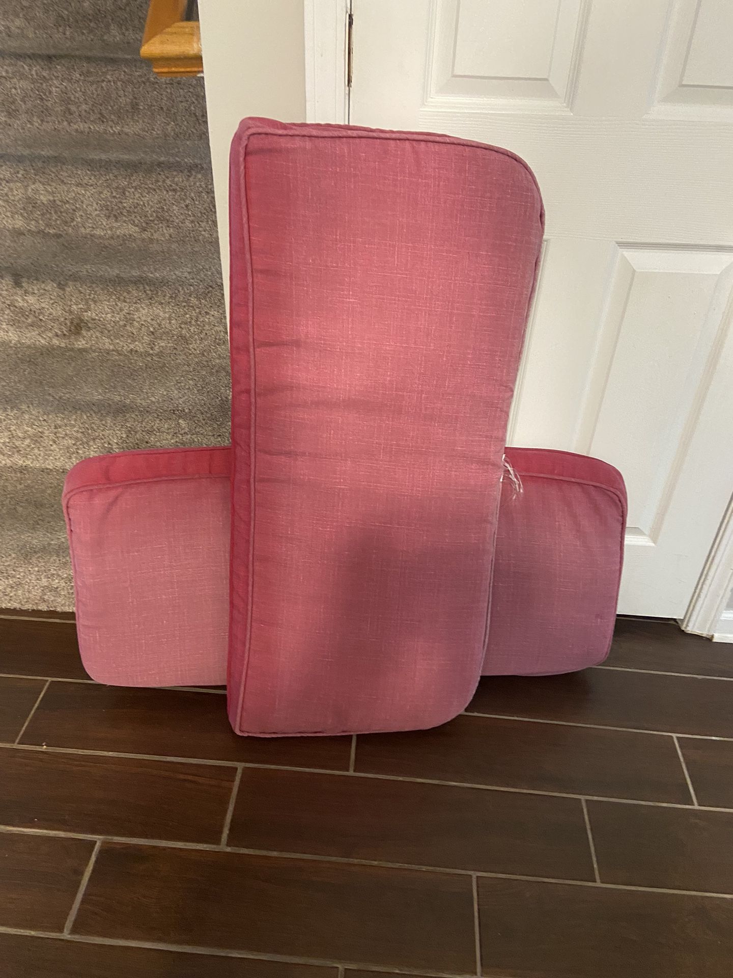 2 Red Cushions For Outdoor Furniture