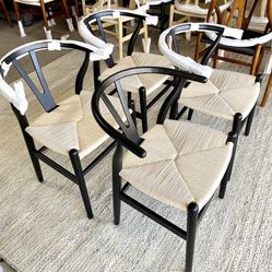 Set 4 Solid Wooden Wishbone Dining Chairs 
