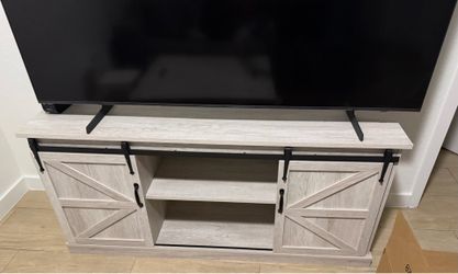Tv center