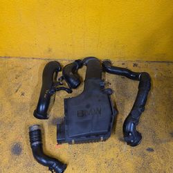 2011-2013 BMW E90 E92 E93 335i Xi N55 engine stock Intake parts air box air filter house