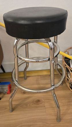 Vintage padded spinning stool