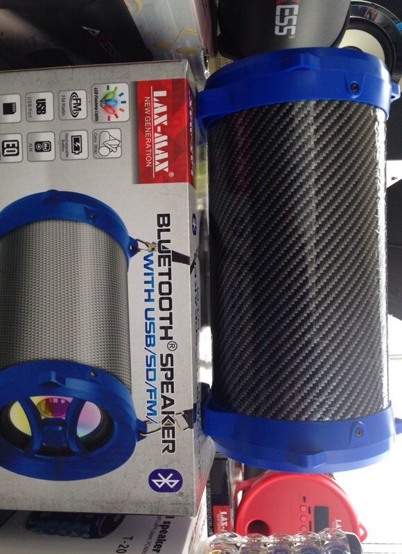 LAX-MAX Portable Bluetooth Speaker for Sale in San Diego, CA - OfferUp LAX-MAX Portable Bluetooth Speaker for Sale in San Diego, CA - OfferUp