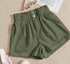 Denim shorts (Medium)