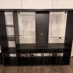 TV Stand/Entertainment Center