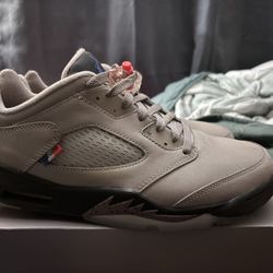 Men’s Size 10.5 Jordan PSG 5s 