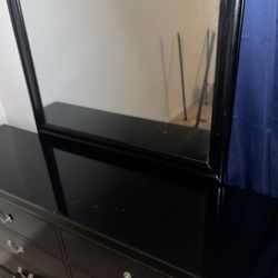 Dresser & Mirror