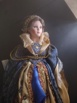 Doll - THE ANASTASIA COLLECTION