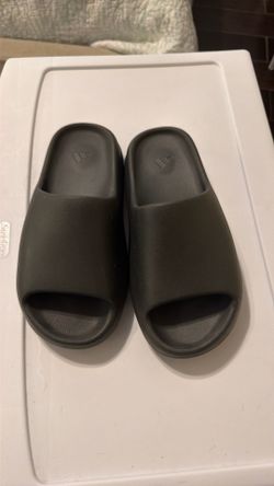 Yeezy Slides