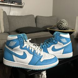 Jordan 1 “UNC”