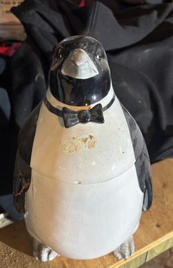 Ceramic Penguin Cookie Jar
