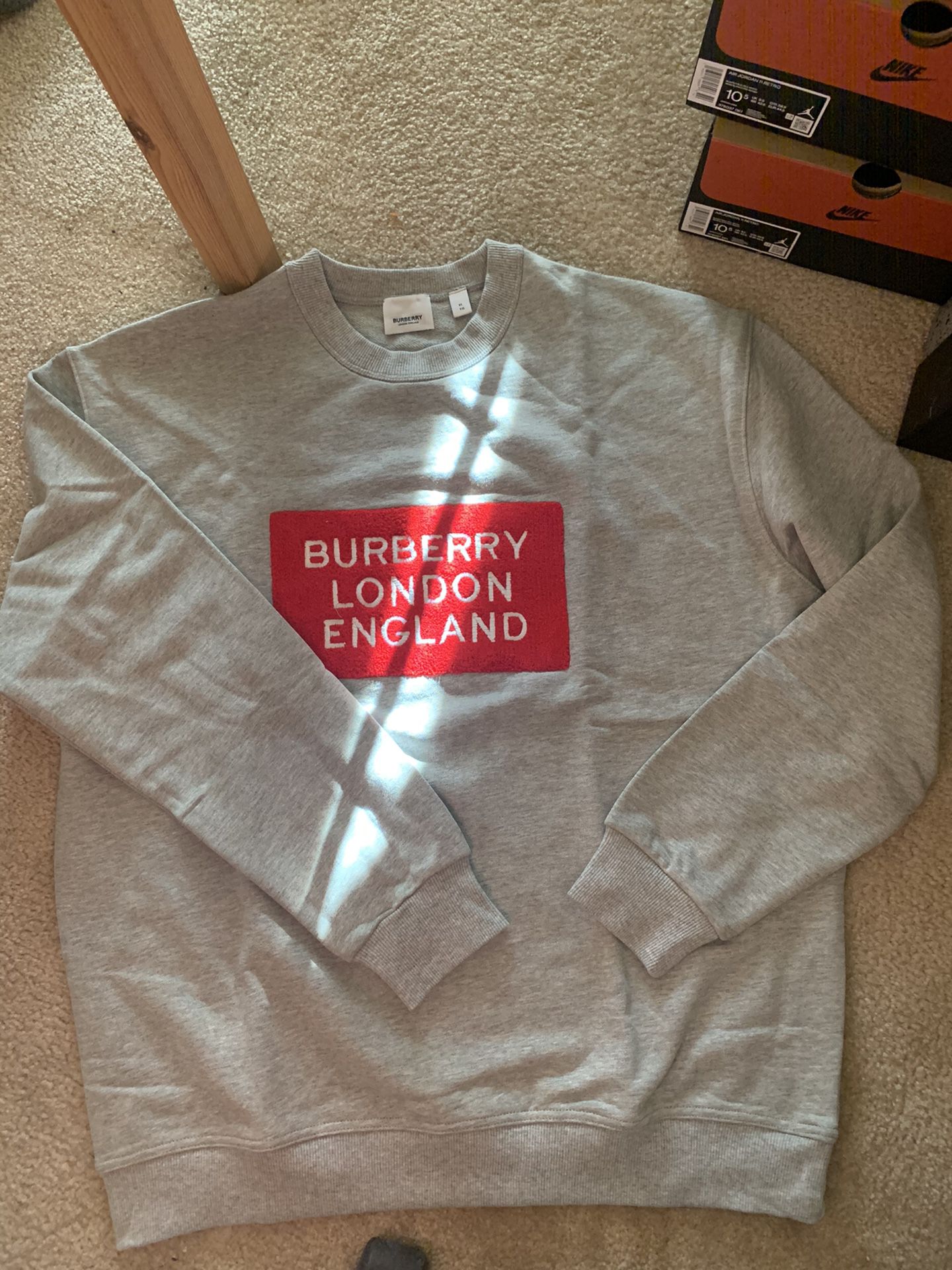 Burberry London logo sweater size XL