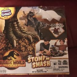Stomp n Smash Jurassic World Dominion board game