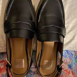 Women’s Slip On Casual Dress Shoes Color Black Size 9.5 
