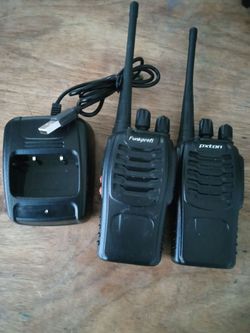 WALKIE TALKIE RADIOS 2-WAY 22 CHANNEL 5 MILE RECHARGEABLE
