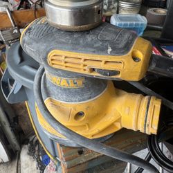 DeWalt random orbital sander, variable Speed