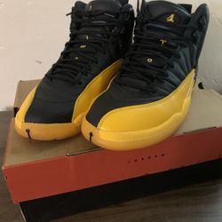 Jordan 12 University Gold 