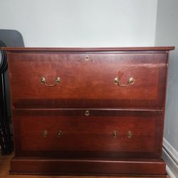 Bombay Dresser