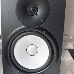 Yamaha HS8 Studio Monitors (pair), Comes With Stands ,  no cables
