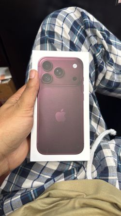 Apple iPhone 18 pro -1tb- burgundy-UNLOCKED