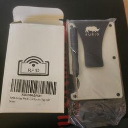 Air Tag Wallet
