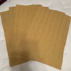 Burbank Place Mat Color Wheat