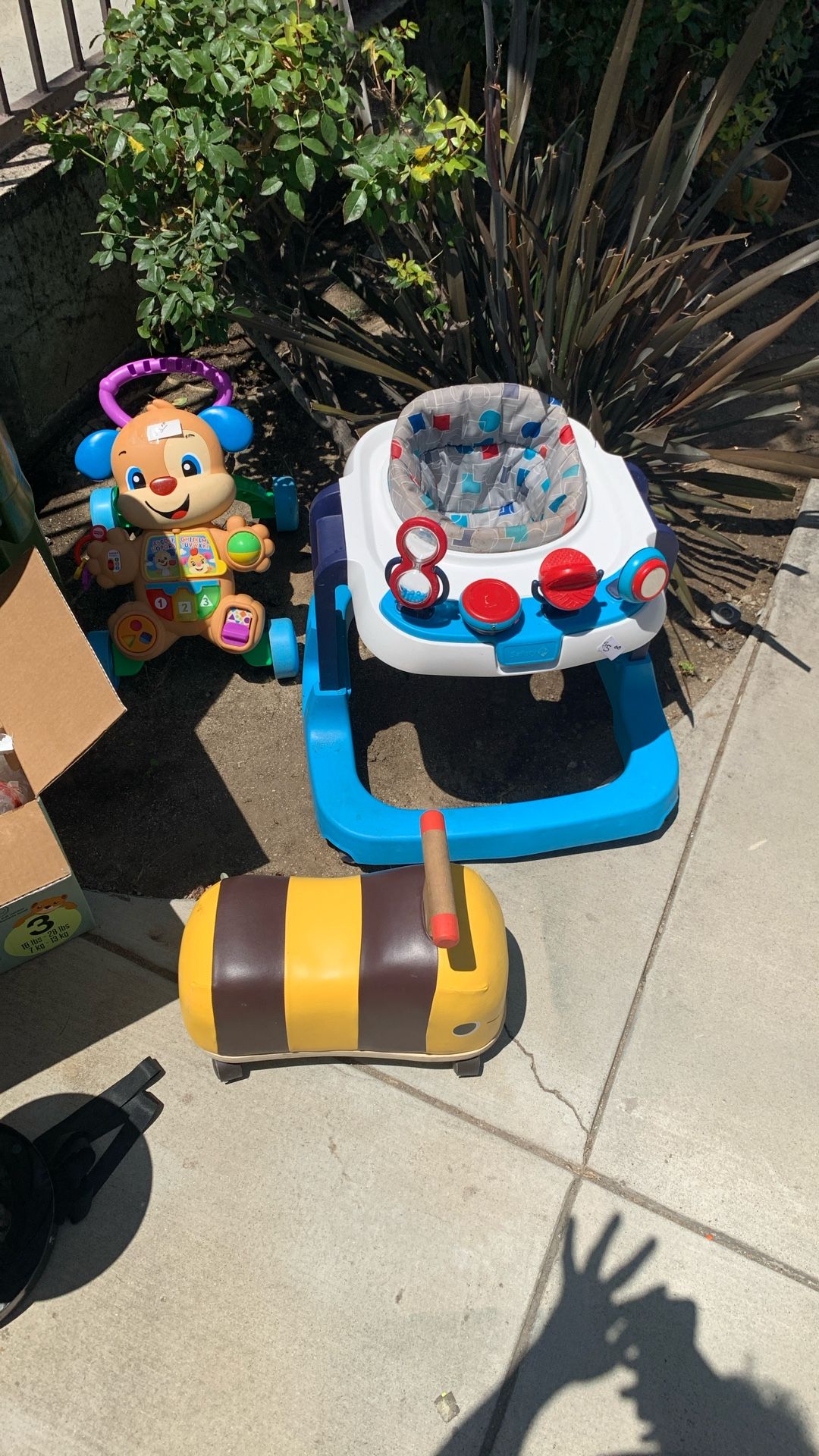 Yard Sale Special - Sat & Sun