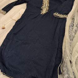 Beautiful Shirt With Skirt And Heavy Dupatta 
