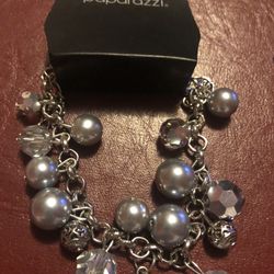4 Pieces of Paparazzi jewelry new