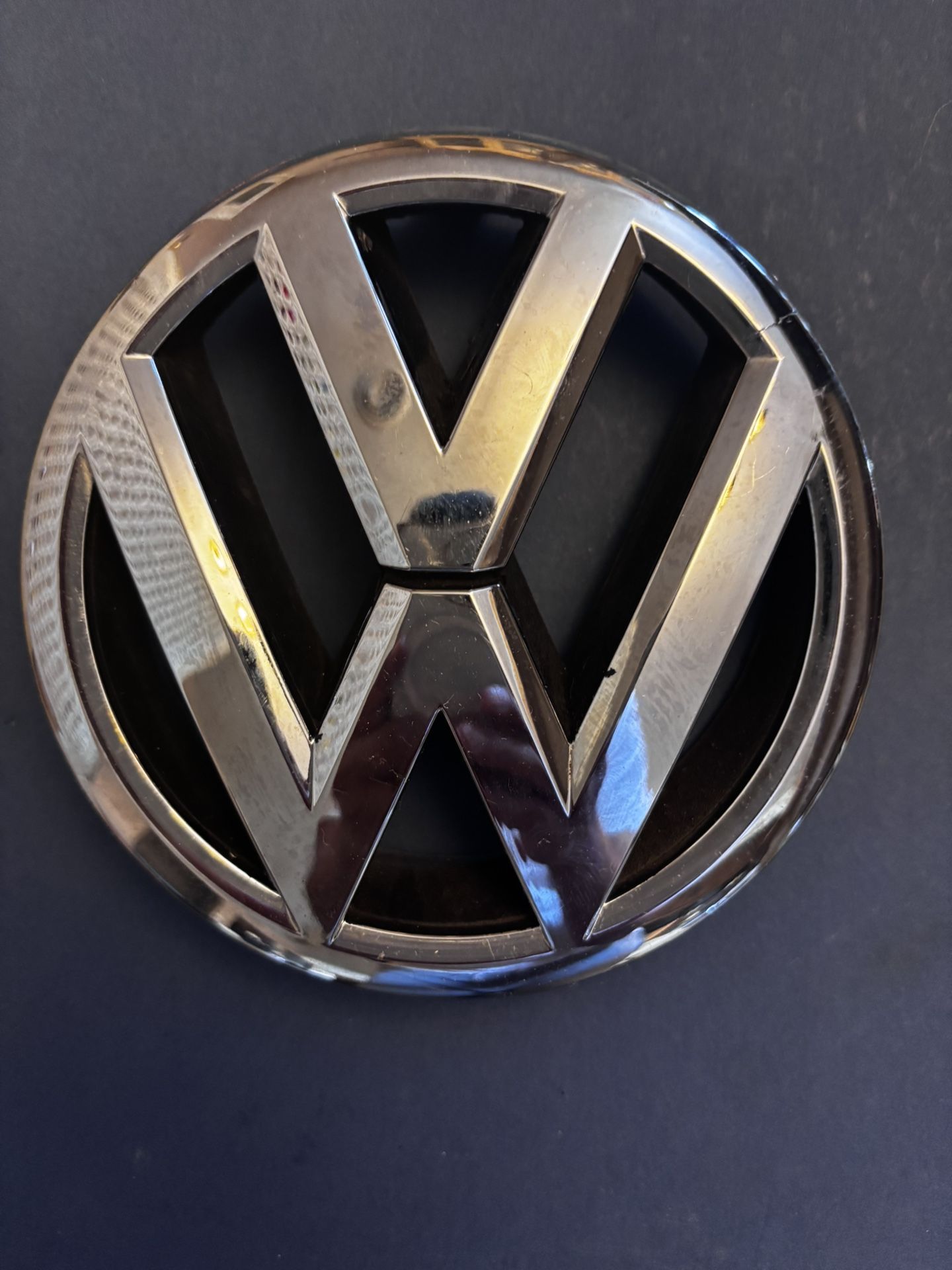 VW Emblem