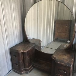Antique Furniture 