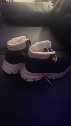 Black Sherpa-Lined Winter Sneaker Boots