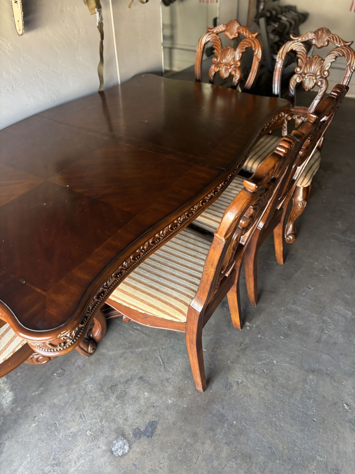Table And Chairs $110