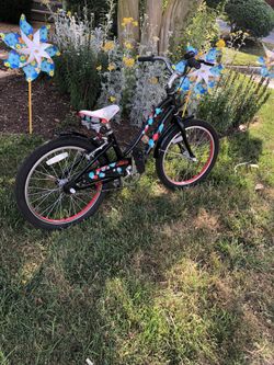 Girls Bike - Basically New
