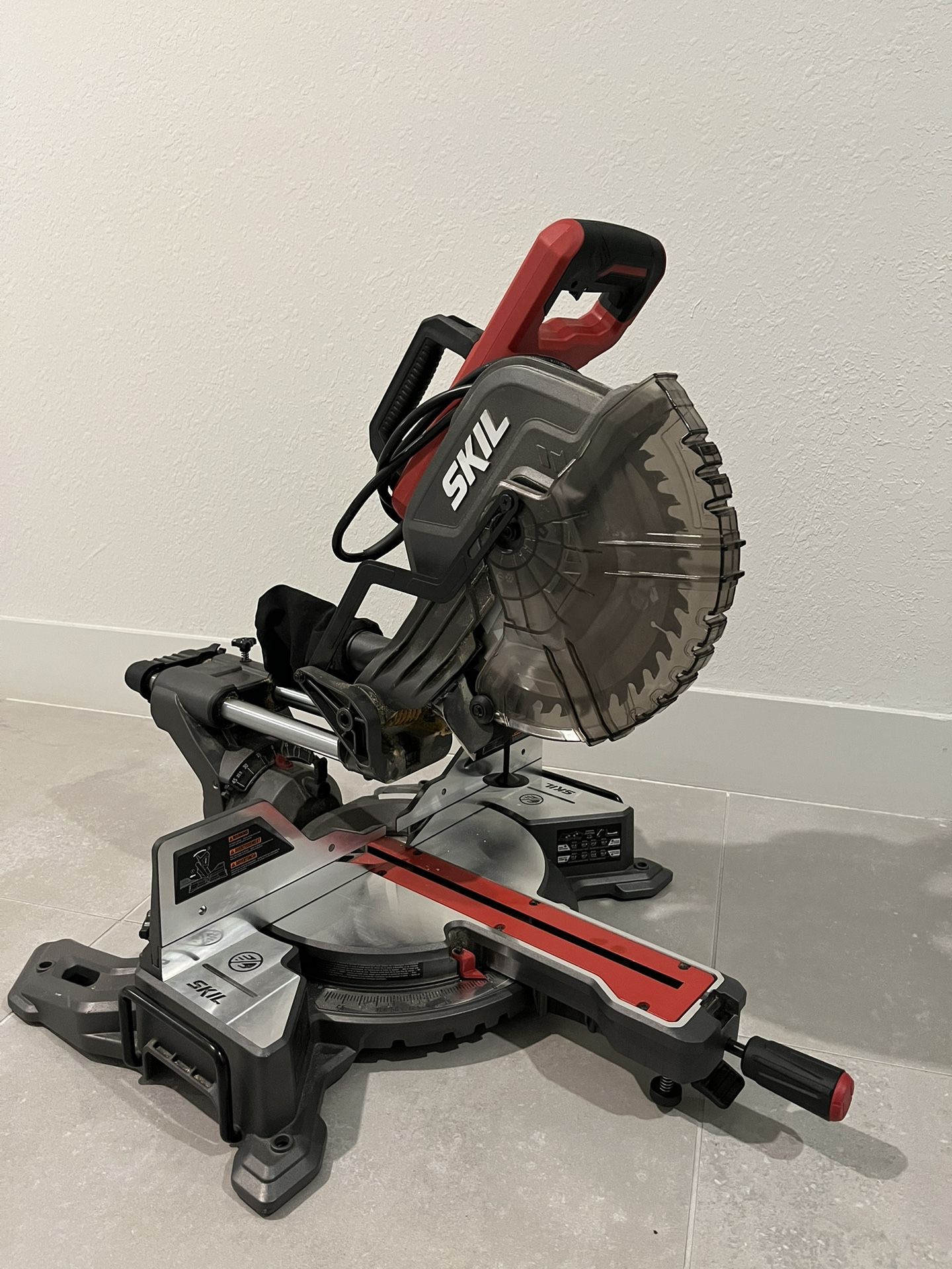 Skil 10 Inch Dual Bevel, Sliding Compound Miter Saw