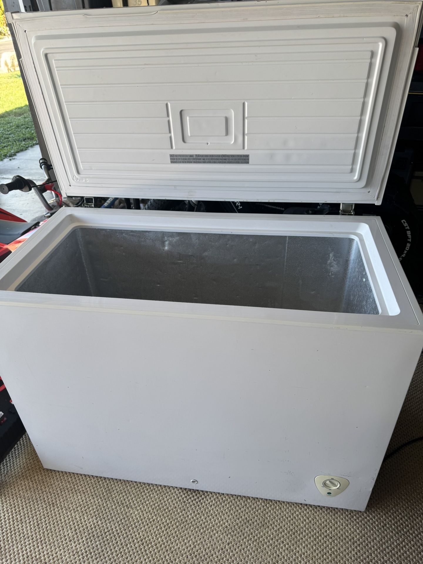 Frigidaire Chest Freezer
