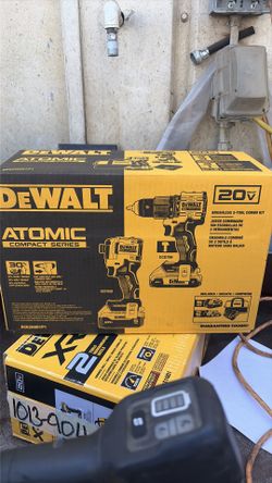 DeWalt atomic compact series