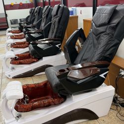 Free 5 Spa pedicure Chairs  with massage 