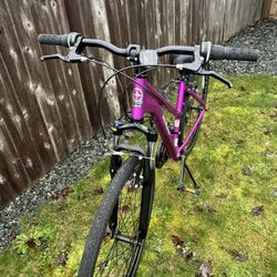 Schwinn GTX1 Mountain Bikes 