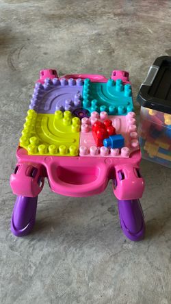 Mega block Portable activity table